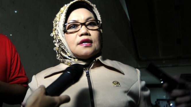 Adjeng Ratna Suminar (Demokrat)