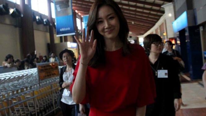 Bintang Drama Korea 'Winter Sonata', Choi Ji Woo di Soekarno Hatta