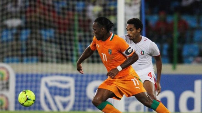 Striker Pantai Gading Didier Drogba saat melawan Equatorial Guinea