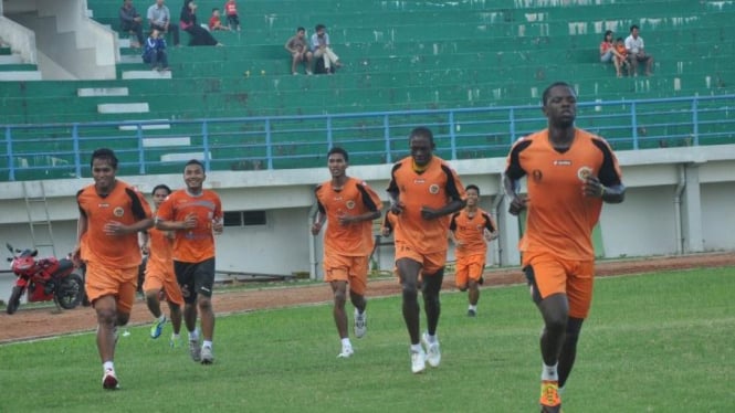 Latihan tim Persisam Putra Samarinda