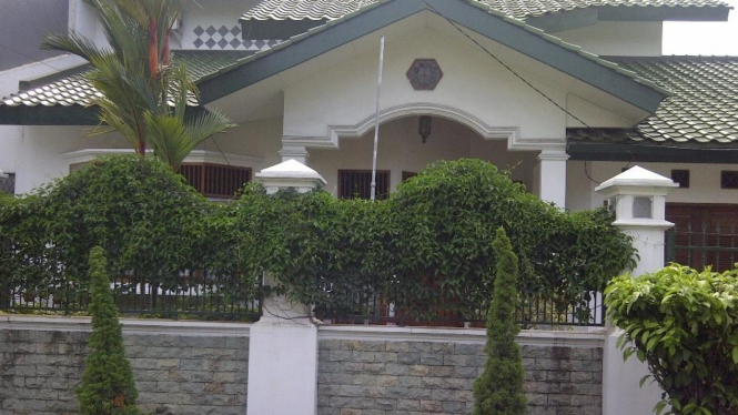 Rumah Dhana Widyatmika (DW) di Cipinang Melayu, Jakarta Timur