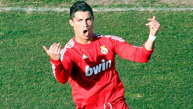 Cristiano Ronaldo usai membobol gawang Rayo Vallecano