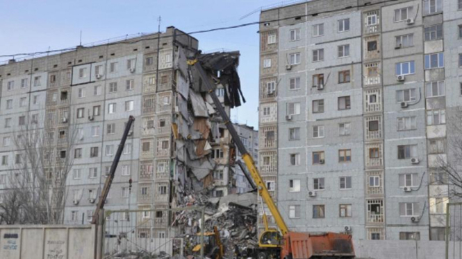 Gedung di Rusia runtuh karena ledakan gas