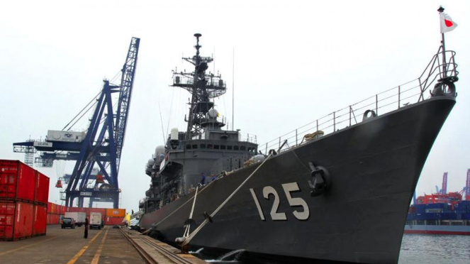 Kunjungan Kapal Perang Pasukan Bela Diri Jepang ke Indonesia