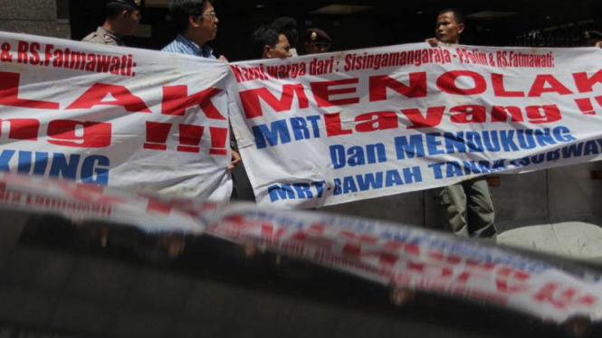 Warga Jakarta Selatan Tolak MRT