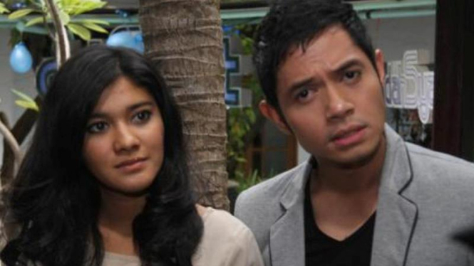 Naysila Mirdad dan Dude harlino