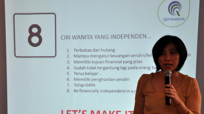 Seminar "Cerdas dalam Keuangan menuju Kemandirian"