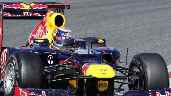 Sebastian Vettel menamai RB8 'Abbey'