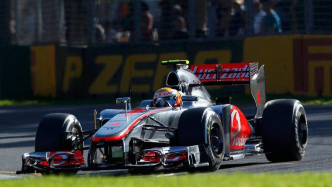 Pembalap McLaren, Lewis Hamilton, di GP Australia 2012