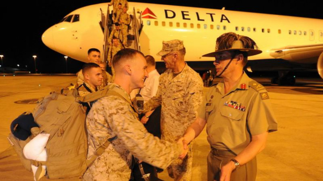 Kedatangan kloter pertama pasukan Marinir AS di Australia, April 2012. 