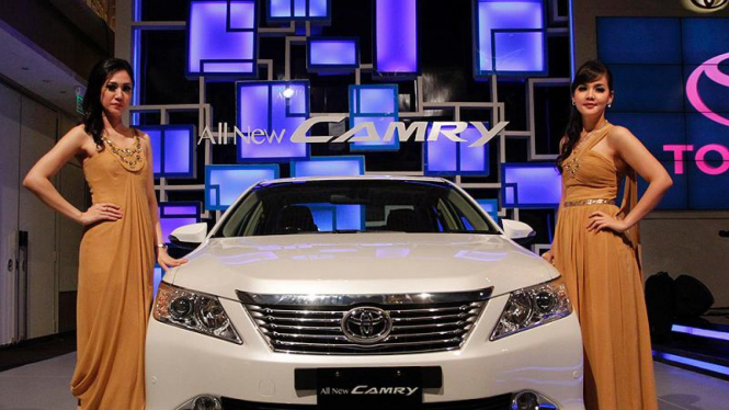 Launching Toyota All New Camry