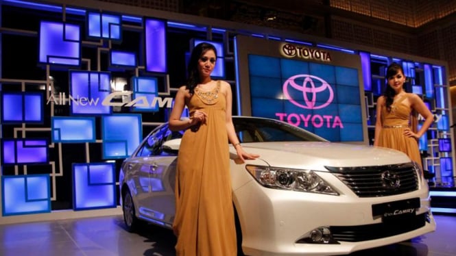 Launching Toyota All New Camry
