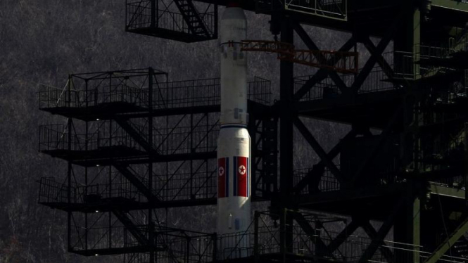 Persiapan peluncuran Roket Unha-3 Korea Utara