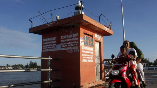 Tsunami Early Warning System &#40;TEWS&#41; di Pelabuhan Jati, Meulaboh, Aceh