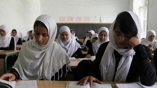 Pelajar wanita di Afghanistan