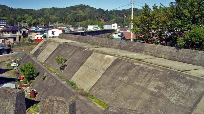 Tembok Anti-Tsunami di Tarou, Jepang 