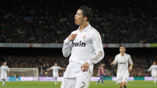 Cristiano Ronaldo selebrasi gol ke gawang Barcelona