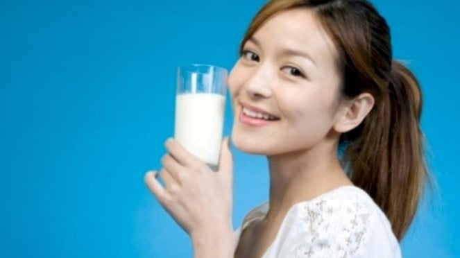 Casein, salah satu protein yang terkandung  dalam susu merupakan sumber asam amino esensial.  