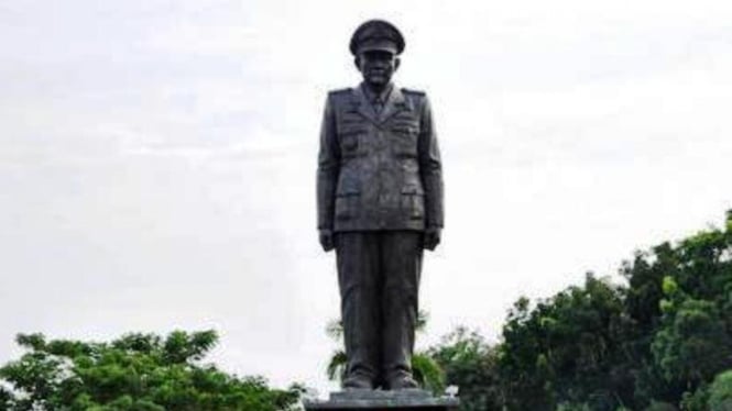 Patung Zainal Abidin Pagar Alam,