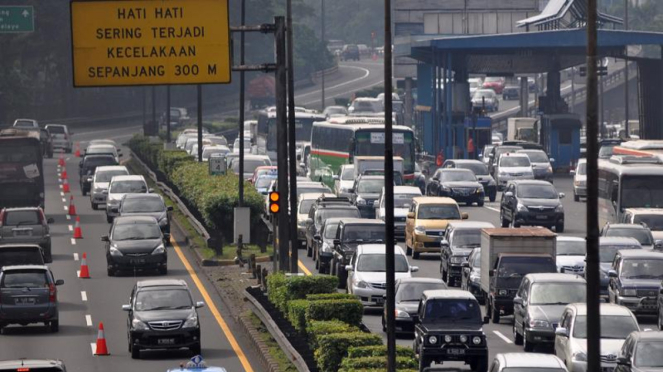 Uji Coba Contra Flow Di Tol Dalam Kota