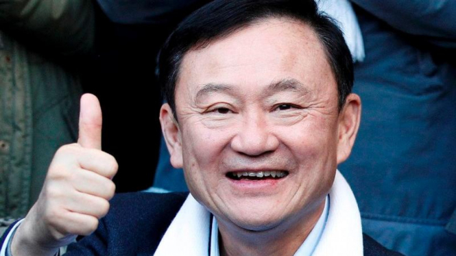 Mantan PM Thailand, Thaksin Shinawatra Menonton Manchester City