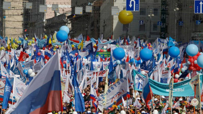 Demo hari buruh internasional di Rusia