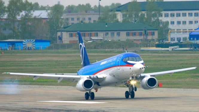 Sukhoi Superjet 100