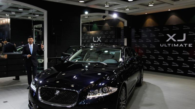 Mobil Jaguar XJ Ultimate