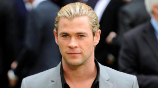 Chris Hemsworth Pilih Aktris Ini untuk Perankan James Bond