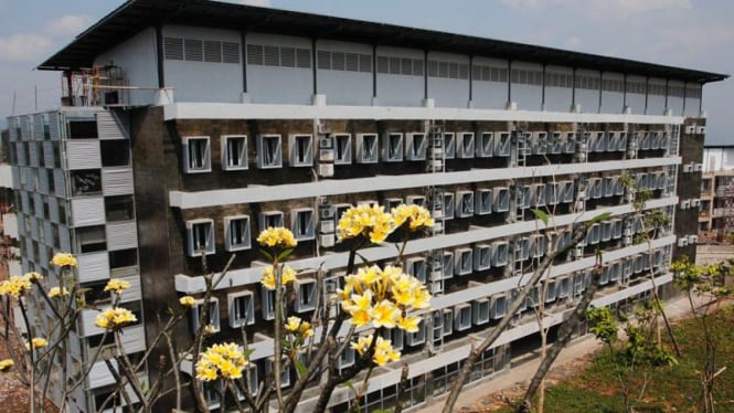 Proyek pembangunan pusat pendidikan latihan dan sekolah olah raga nasional (P3SON) di Hambalang, Sentul, Bogor, Jawa Barat