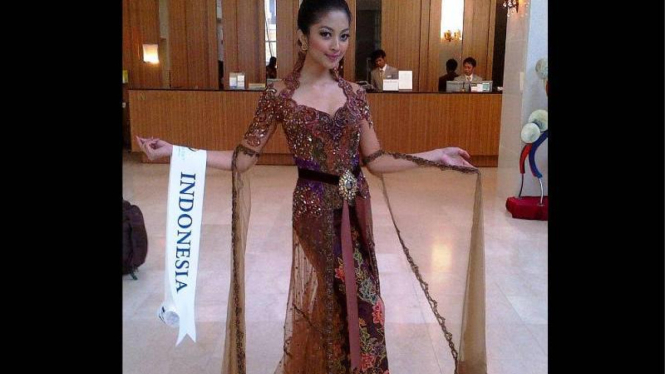 Puteri Indonesia Pariwisata 2011 Andi Natassa