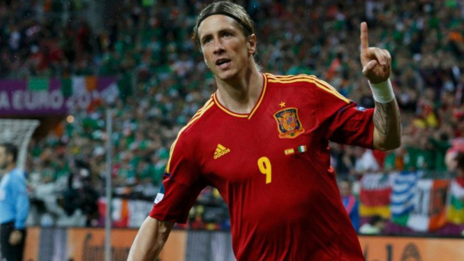 Striker timnas Spanyol Fernando Torres usai membobol Irlandia