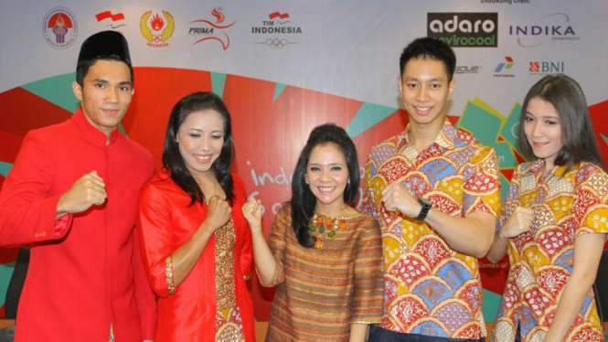 Peluncuran Seragam Defile Kontingen Indonesia Di Olimpiade 2012