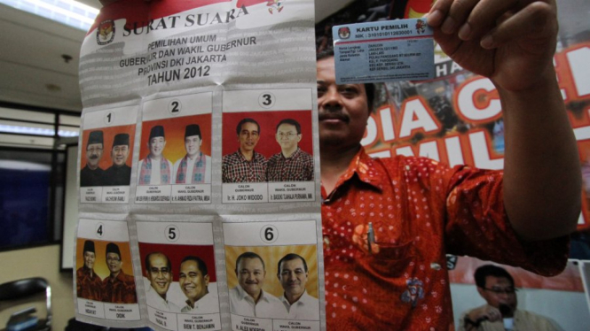Surat suara dan kartu pemilih pilkada DKI Jakarta