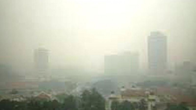 Kabut asap menyelimuti Kuala Lumpur minggu lalu
