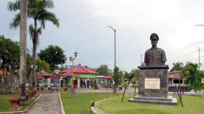 Taman Kota Jenderal HM Sarbini di Kebumen
