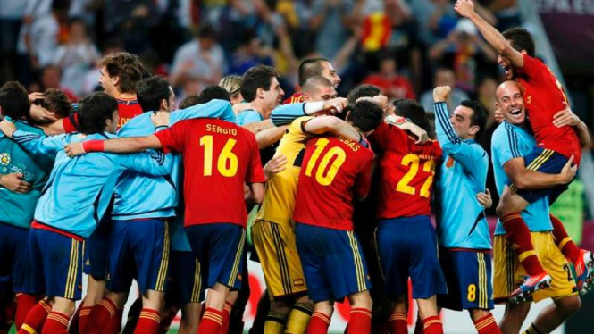 Timnas Spanyol usai menang atas Portugal