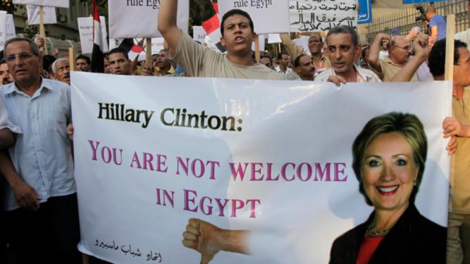 Demonstran di Mesir tolak kedatangan Hillary Clinton