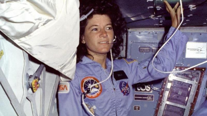 Sally Ride cetak rekor di penerbangan Challenger STS-7 pada 1983