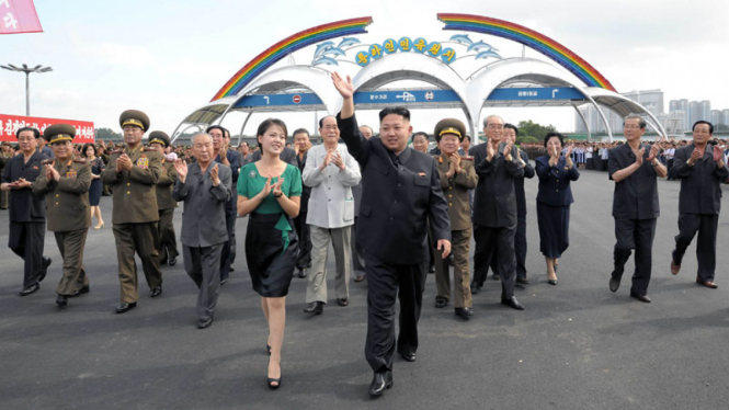 Kim Jong-Un dan Istrinya