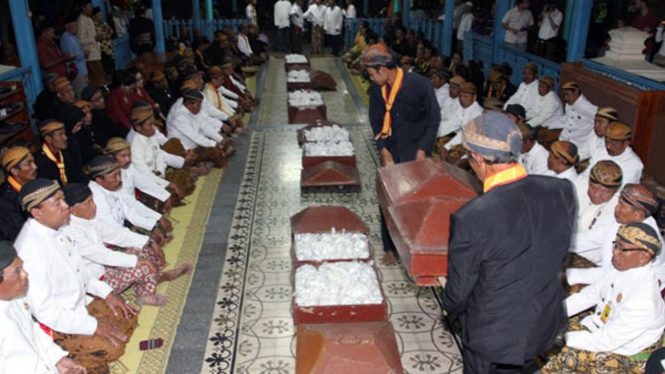 Malam selikuran Ramadan di Keraton Surakarta