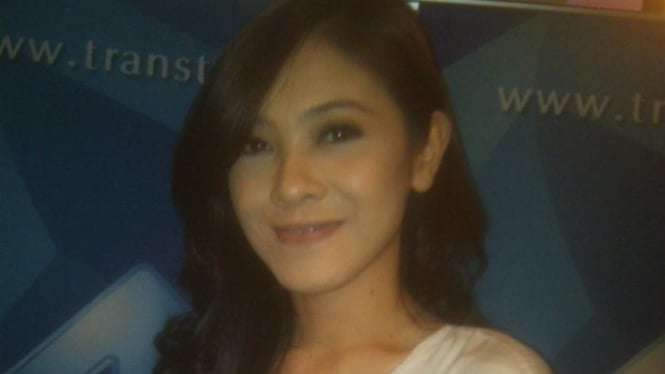 Istri Omesh, Dian Ayu