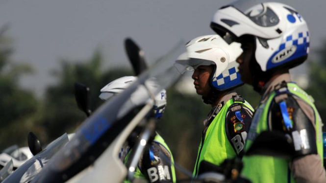 Polisi lalu lintas Polda Metro Jaya.