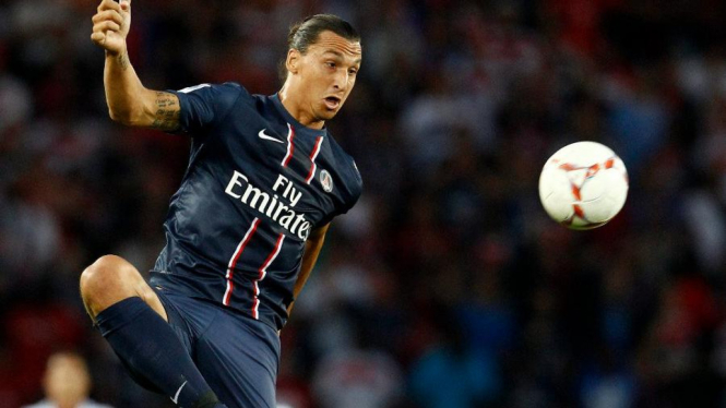 Striker PSG, Zlatan Ibrahimovic, saat lawan Lorient