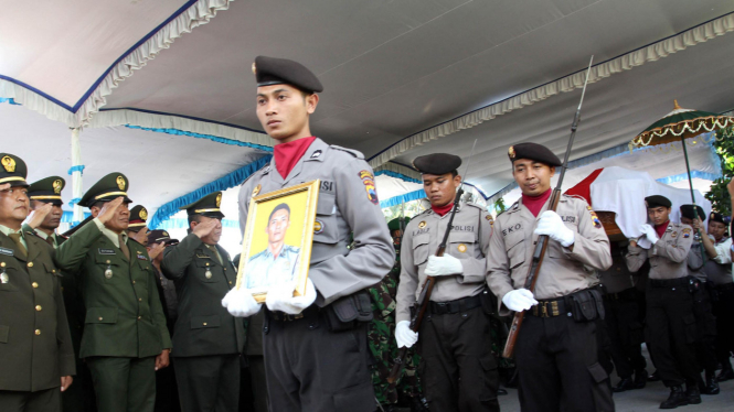 Pemakaman Bripka Dwi Data Subekti, polisi korban penembakan di Solo