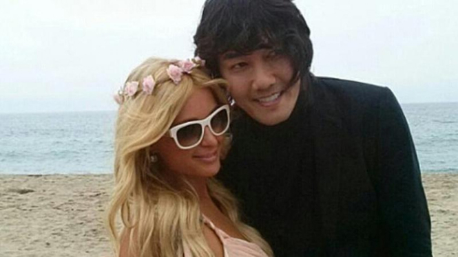 Paris Hilton dan Kim Jang Hoon