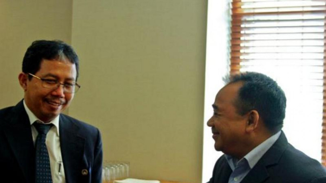 Tri Goestoro (kanan) dan Joko Driyono saat rapat Joint Committee PSSI