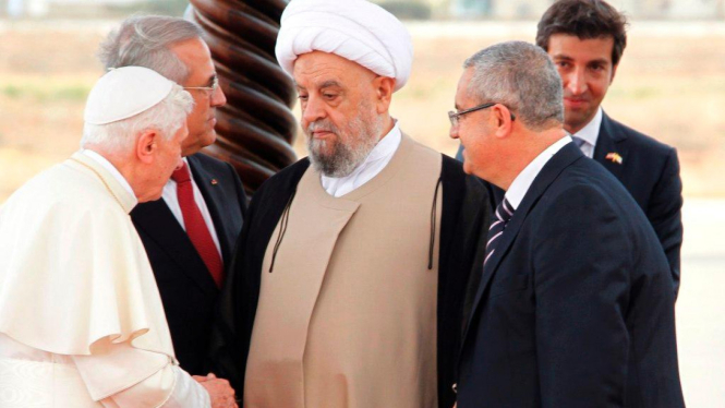 Paus Benediktus XVI temui ulama Lebanon di Beirut