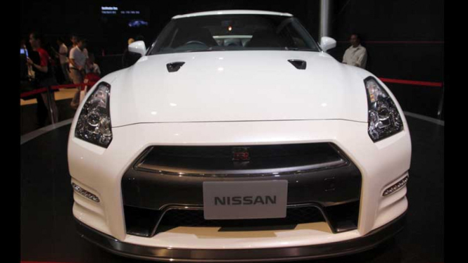Mobil Sport Nissan GT-R di IIMS 2012