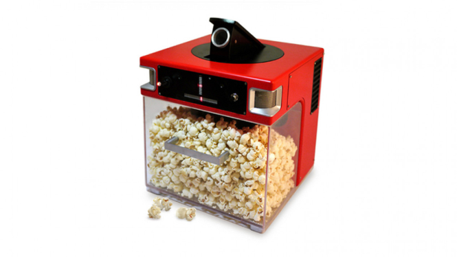 Popinator, mesin pelempar popcorn ke dalam mulut